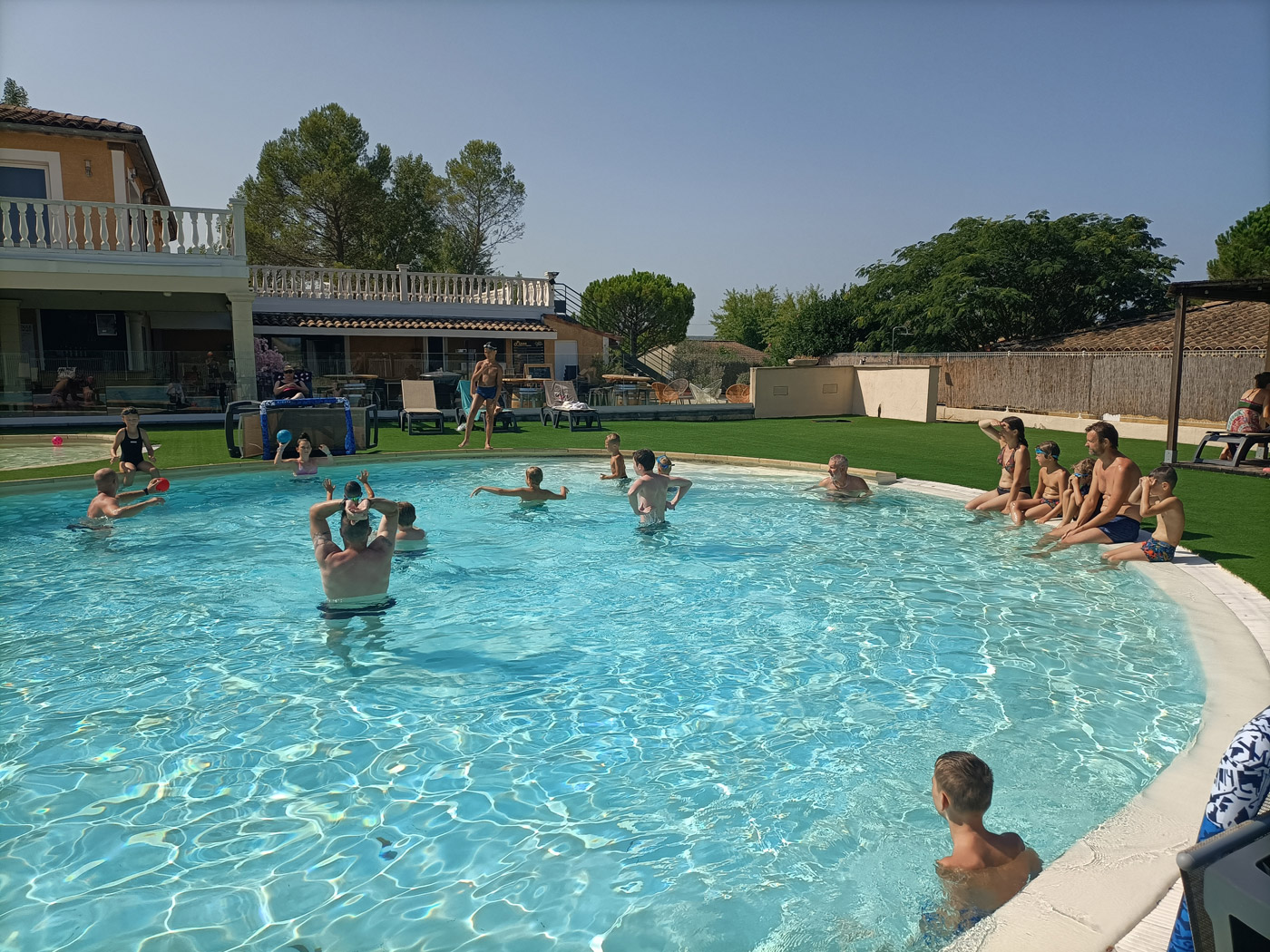 Animation Water-Polo Village de Gîtes Le Domaine des Garrigues - Grospierres | Animations estivales en journée